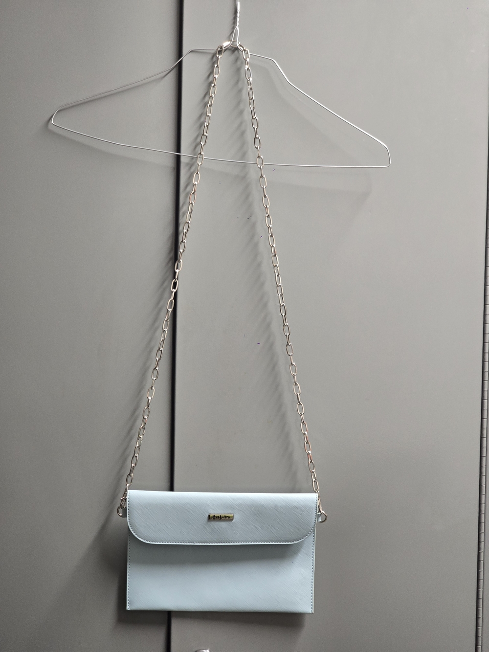 Women’s Pale Blue Chain Crossbody Bag